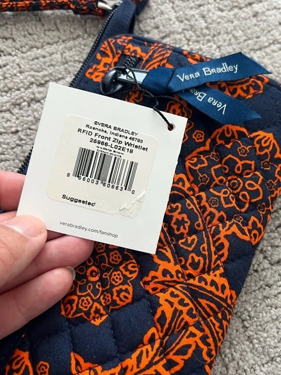 Vera Bradley Syracuse RFID Wristlet - Picture 14 of 14